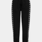 7068c90de7104eb4a7124201ce64bcdc